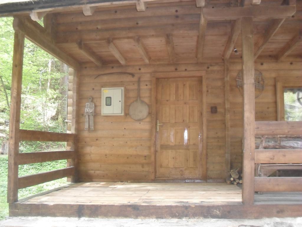 Holiday Park Zelenkovac Podrasnica ภายนอก รูปภาพ
